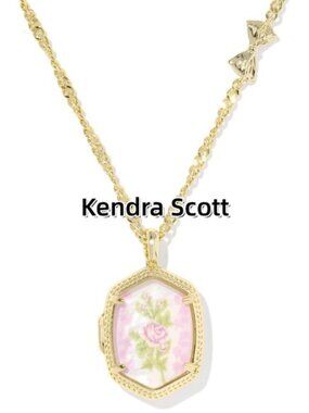 Holiday Tree Silver Short Pendant Necklace